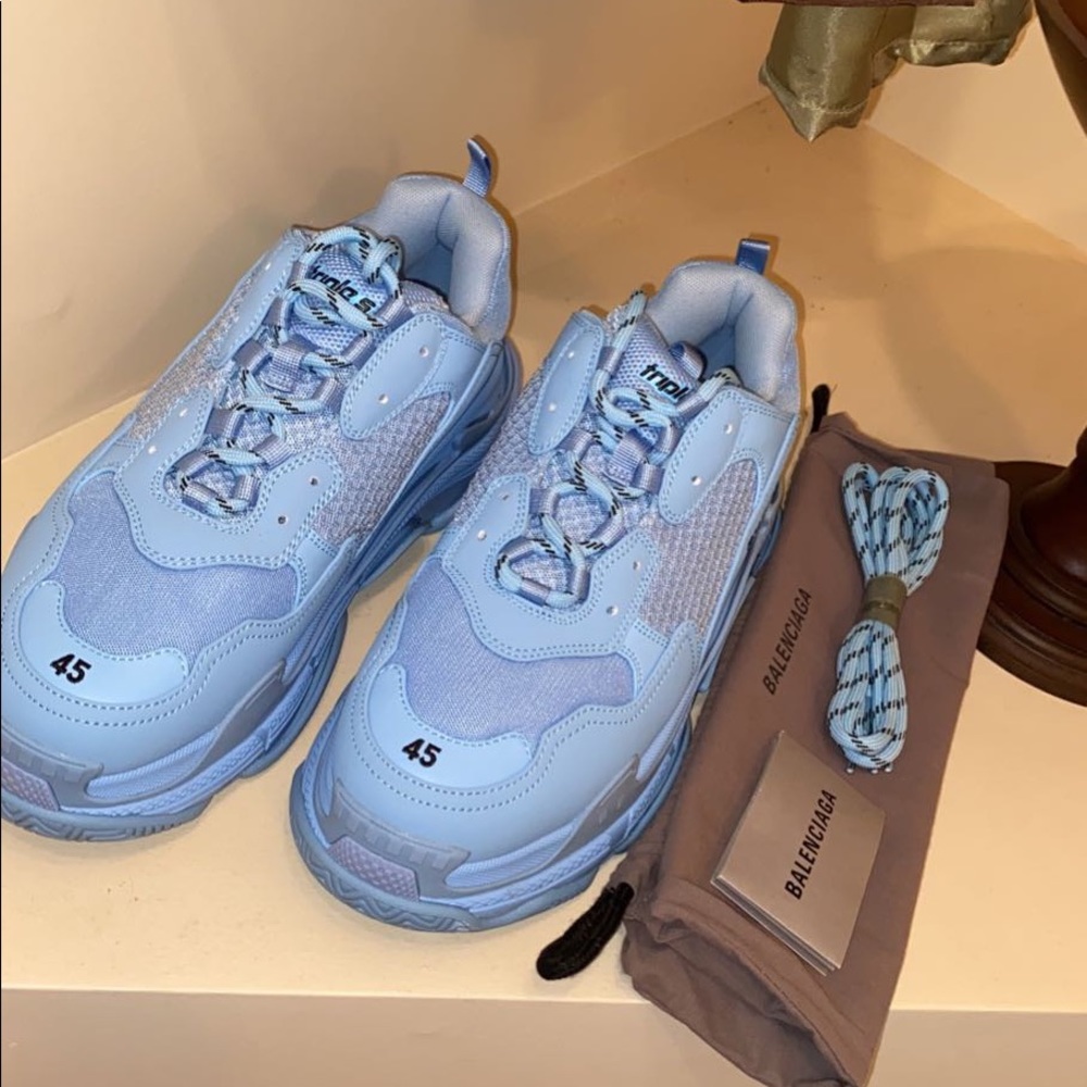 Balenciaga Triple S